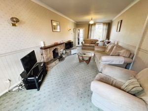 Lounge- click for photo gallery